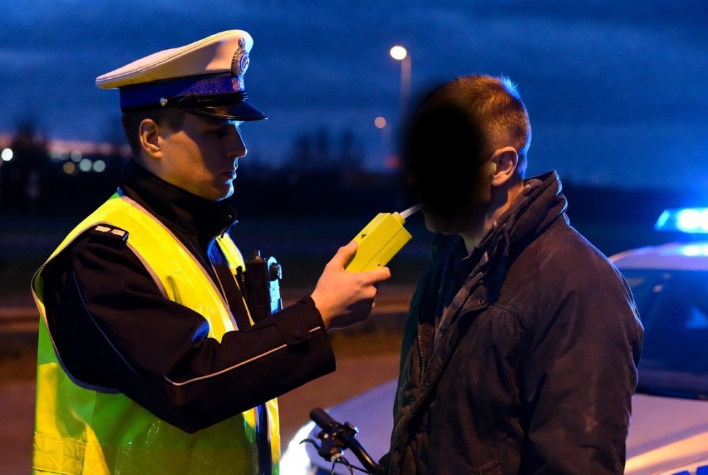 Jechał rowerem, choć według medycyny... nie powinien żyć! Rekordowa dawka alkoholu