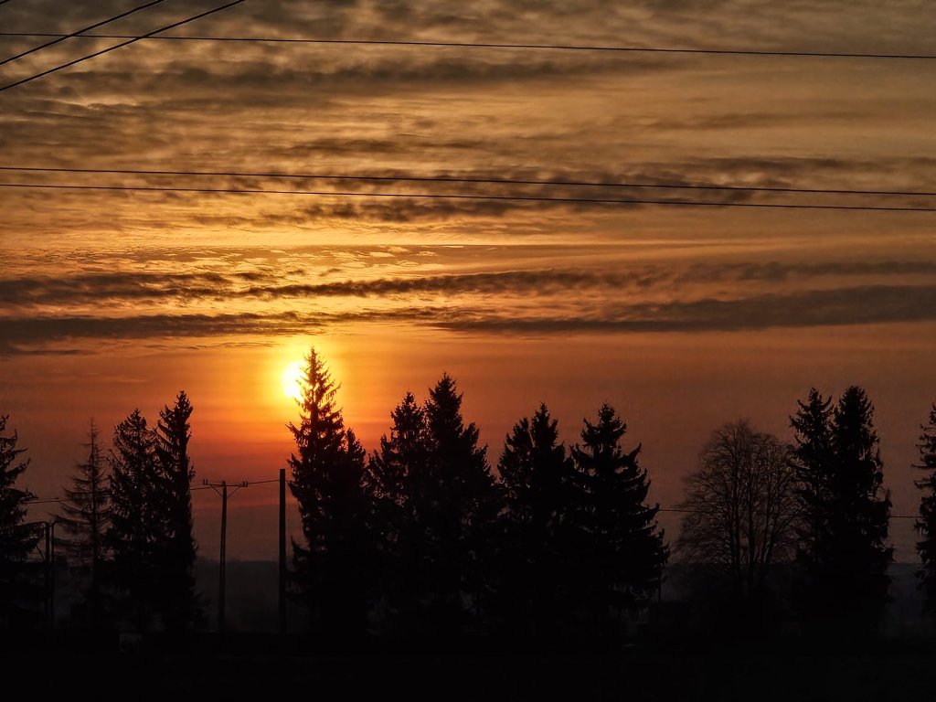 Kto rano wstaje, ten ma takie widoki. ZOBACZ ZDJĘCIA