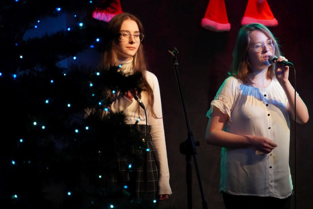 W Świątecznym Nastroju - koncert kolęd w klubie Oczko, fot. eOstroleka.pl