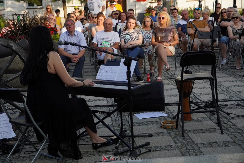 Art-czwARTek. Jubileuszowy koncert Agnieszki Chrzanowskiej, fot. eOstroleka.pl