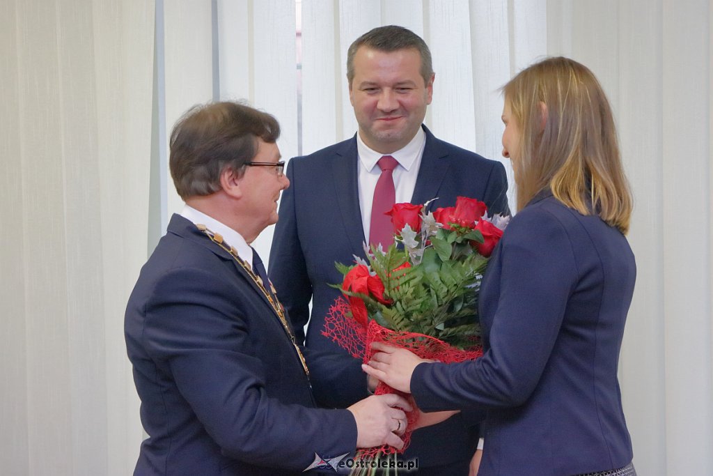 W 2018 roku prezydent Łukasz Kulik odbierał gratulacje po wygranych wyborach