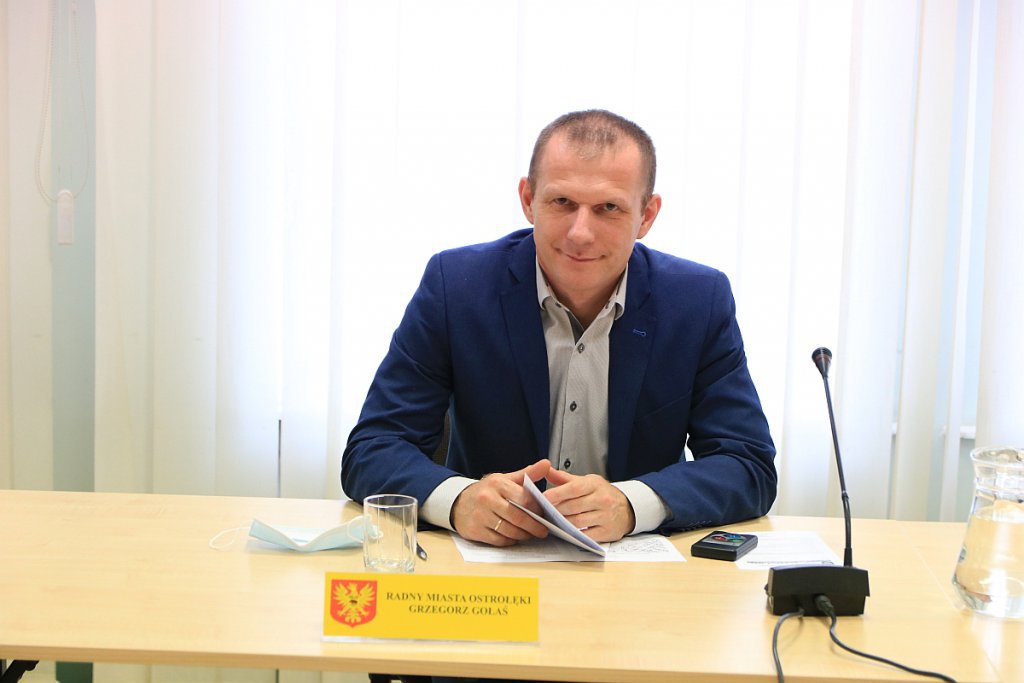 Radny Grzegorz Gołaś odniósł się do kwestii miejskich inwestycji