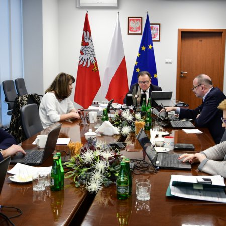 Radni Mazowsza przeciwni działaniom zmierzającym do wyjścia Polski z Unii Europejskiej