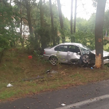 Wypadek w Łęgu Przedmiejskim. Poszkodowane cztery młode osoby!