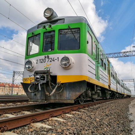 To najstarszy tego typu pociąg w Polsce. Często można było go spotkać w Ostrołęce