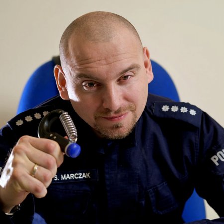 Najsłynniejszy policjant pochodzący z Ostrołęki znów bohaterem medialnych publikacji
