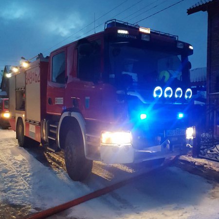 Przykra niespodzianka w piątkowy poranek. Nie obyło się bez interwencji strażackiej