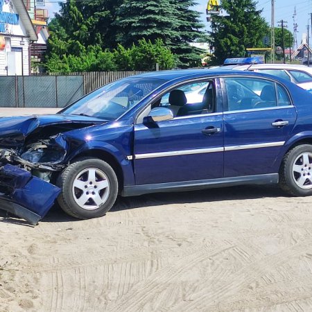 Wypadek na Stacha Konwy, przy wjeździe na stację paliw [ZDJĘCIA]