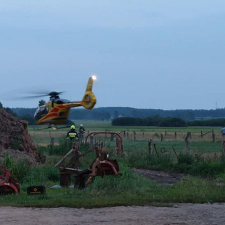Akcja ratunkowa w miejscowości Cięćk. Lądował śmigłowiec LPR [ZDJĘCIA]