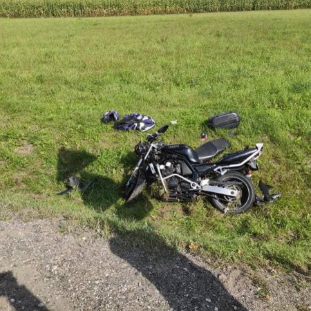 Wypadek w Dylewie. Motocyklista zabrany do szpitala