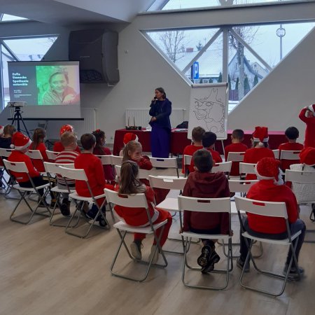 Mikołajkowe spotkanie z Zofią Stanecką w Gminnej Bibliotece Publicznej w Łysych [ZDJĘCIA]