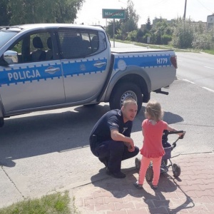 Jechali na festyn, znaleźli zaginioną 3-latkę