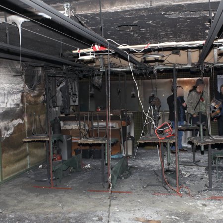 Tak wygląda wnętrze strzelnicy w Troszynie po pożarze. Smutny widok...