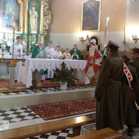 Pomodlili się w intencji poległych Obrońców Ojczyzny [ZDJĘCIA]