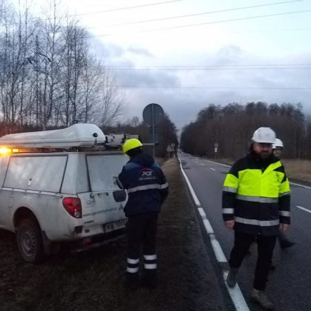 Wiele osób wciąż bez prądu. Trwają naprawy [WIDEO]