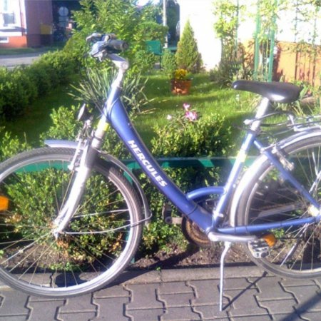 Spod bloku przy Goworowskiej ukradziono rower