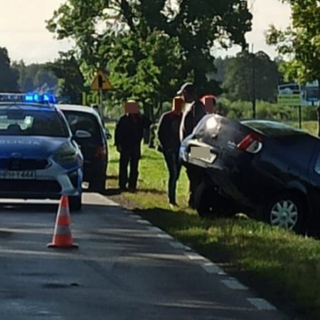 Wypadek na DK-53. Ruch wahadłowy na trasie Ostrołęka Kadzidło [ZDJĘCIA]