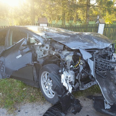 Wypadek w Czarnowcu. Sprawca zignorował STOP [ZDJĘCIA]