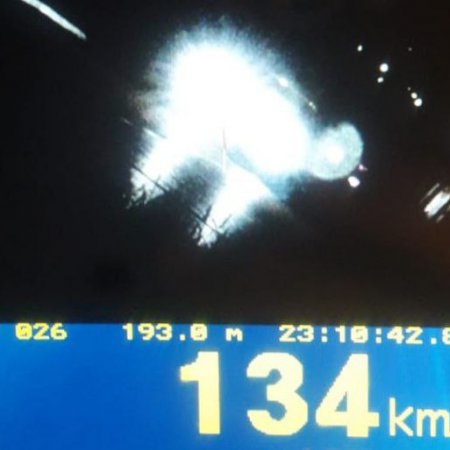 134 km/h na ograniczeniu do “50”. Pirat drogowy stracił prawo jazdy i sporo kasy