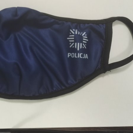 Nowe maseczki dla ostrołęckich policjantów