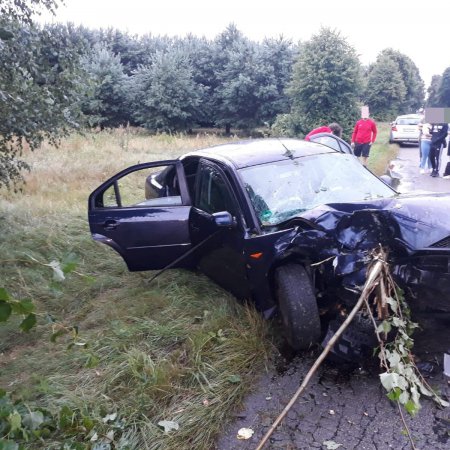 Wypadek w Wyszlu, gm. Olszewo-Borki. Ranny nastoletni pasażer