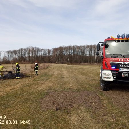 „Wypalacze” wciąż aktywni. Dziś znów płonęły nieużytki rolne [ZDJĘCIA]