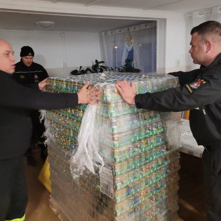 Ostrołęccy strażacy niosą pomoc uchodźcom z Ukrainy [ZDJĘCIA]