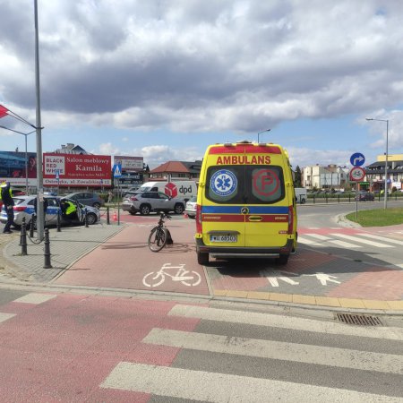 Wypadek na rondzie im. Zofii Niedziałkowskiej. Dziecko wpadło pod koła osobówki [ZDJĘCIA]