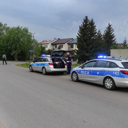 Wpadł kolejny pijany kierowca. 49-latka samodzielnie zatrzymał mieszkaniec Ostrołęki [ZDJĘCIA]
