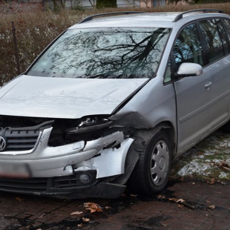 Wypadek! Poszkodowany młody kierowca trafił do szpitala [ZDJĘCIA]