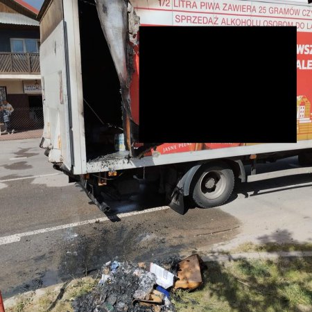 Pożar ciężarówki w Gaczyskach. W akcji cztery jednostki strażackie