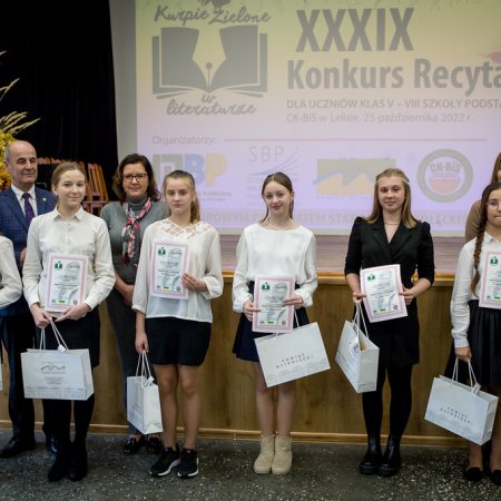 XXXIX konkurs recytatorski “Kurpie Zielone w literaturze”. Poznaliśmy laureatów [ZDJĘCIA]