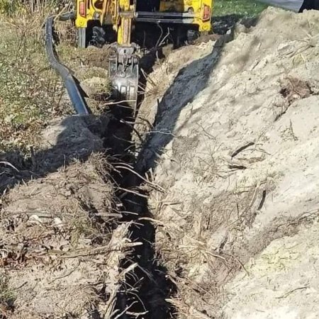 Trwa budowa sieci kanalizacyjnej w Gminie Rzekuń [ZDJĘCIA]