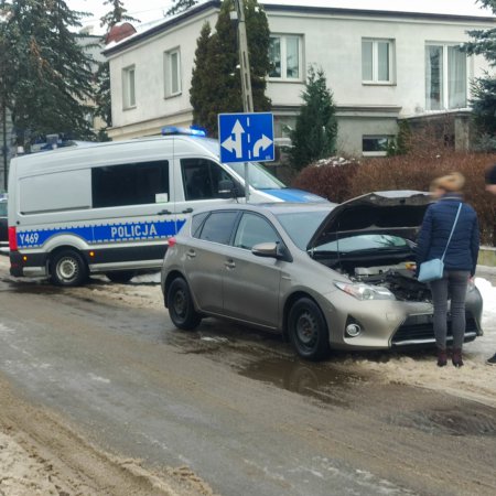 Kraksa czterech aut w centrum Ostrołęki [ZDJĘCIA]