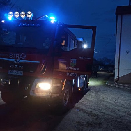 Pożar w Troszynie. Zaczęło się od niepozornej usterki [ZDJĘCIA]