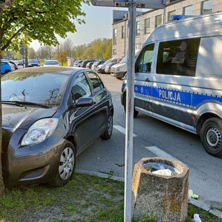 Kolizja na osiedlu Centrum. Sprawca pijany [ZDJĘCIA]