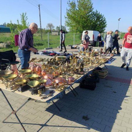 Targ Staroci i Rozmaitości w Goworowie. Kupisz niemal wszystko [ZDJĘCIA]