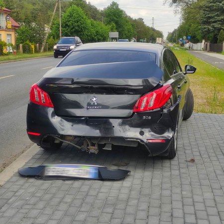 Wypadek na Łomżyńskiej. Wystarczyła chwila nieuwagi [ZDJĘCIA]