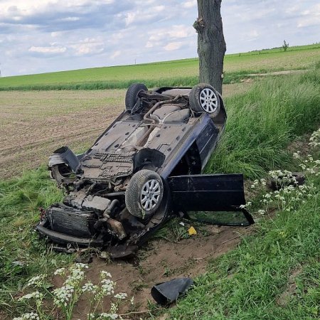 Czołówka na DK-61. Poszkodowane dwie osoby [ZDJĘCIA]