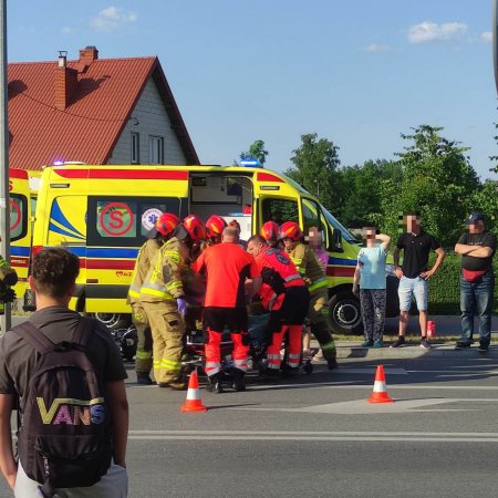 Poważny wypadek na Słowackiego. Ucierpiał kierowca skutera [WIDEO, ZDJĘCIA]