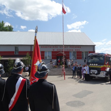 OSP Suchcice z nowym wozem ratowniczo-gaśniczym [ZDJĘCIA]