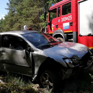 Wypadek w Cierpiętach. Do szpitala trafiły trzy osoby, w tym niemowlę [ZDJĘCIA]