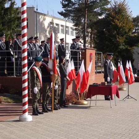 Uczniowie II SLO na 46. rocznicy powstania 8. batalionu radiotechnicznego [ZDJĘCIA]