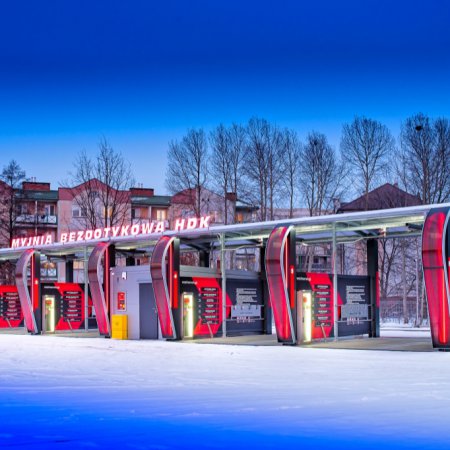 Nowa myjnia samochodowa w Ostrołęce zaprasza na otwarcie! Skorzystaj z promocji