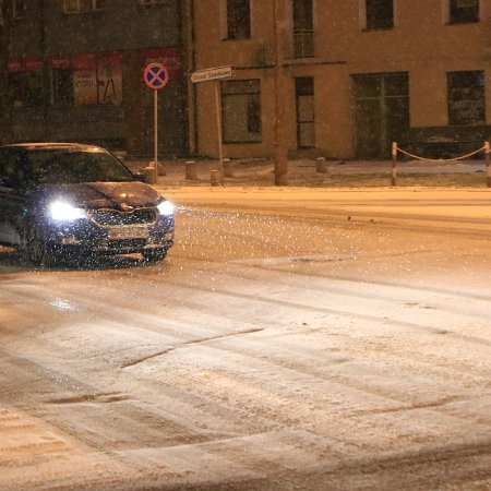 Będzie ślisko! Alert pogodowy dla Ostrołęki i powiatu ostrołęckiego