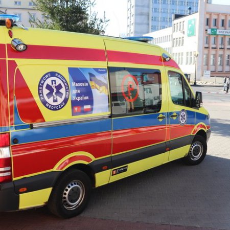 Kolejny ambulans od samorządu Mazowsza dla Ukrainy