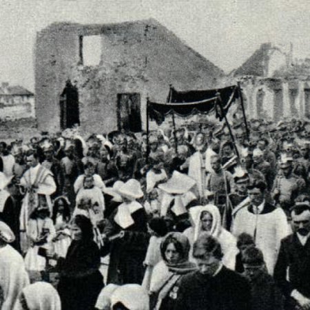 Boże Ciało 104 lata temu. Najstarsze zdjęcie z procesji w Ostrołęce