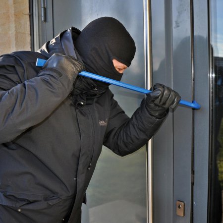 Nie okradli ich, bo czujny był sąsiad. Złodzieje wciąż czyhają na nasze domy