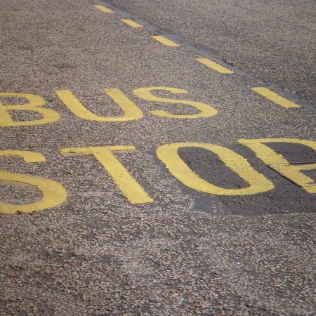 Przystanek autobusowy w miejscowości Żebry-Chudek ponownie obsługiwany