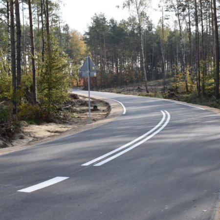 Kolejne kilometry przebudowanych dróg w Gminie Łyse [ZDJĘCIA]